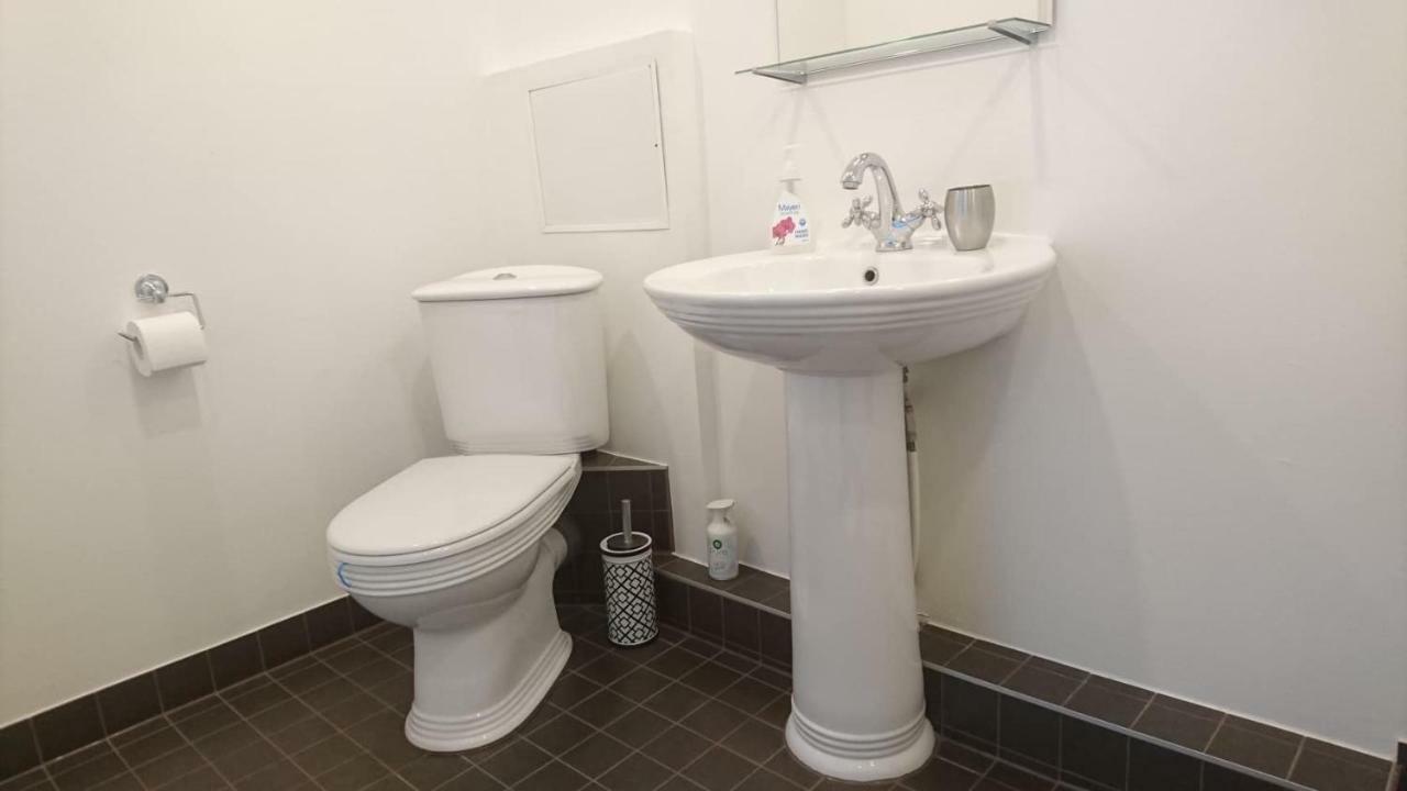 City Centre Kreutzwaldi Apartment, Free Parking 탈린 외부 사진